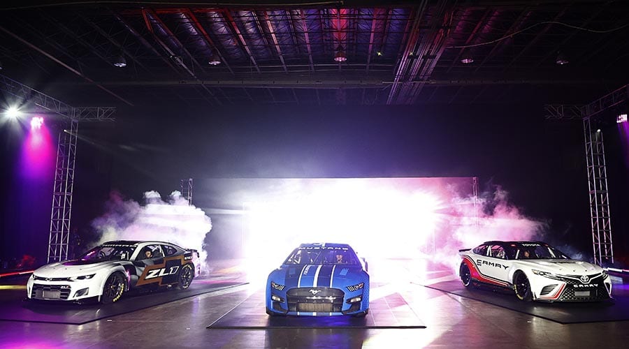 Speedy new Gen-6 car turns qualifying into adventure, NASCAR, Sports