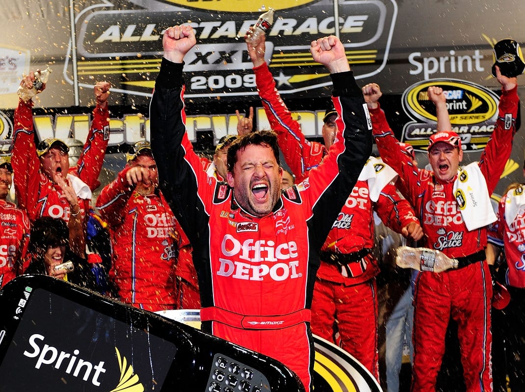 Visit HEADLINES: Stewart Takes First Win For SHR page