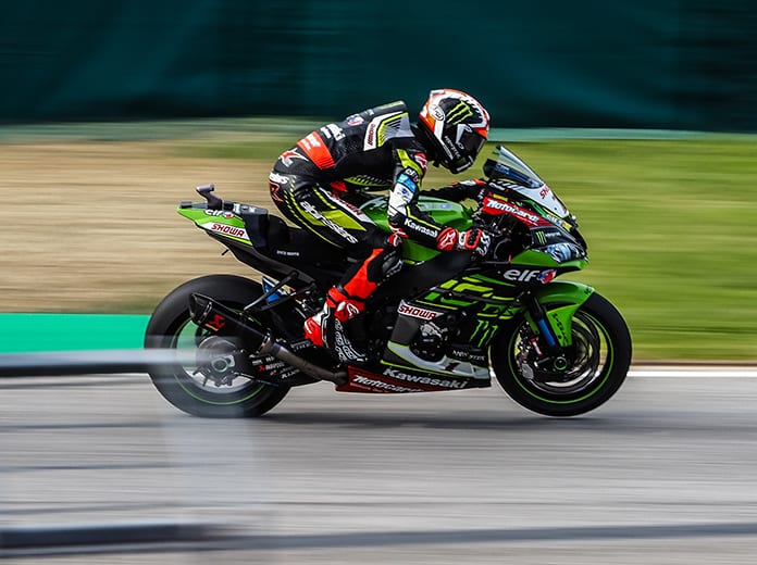 Jonathan Rea en route to victory Saturday in Italy. (WorldSBK Photo)