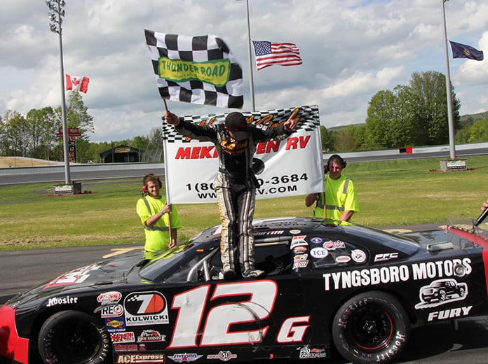 Derek Griffith erek Griffith takes a bow after winning the PASS Super Late Model main event Sunday at Thunder Road Int'l Speedbowl. (Alan Ward Photo)