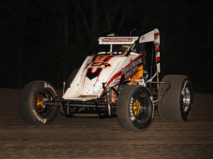 Thomas Meseraull en route to victory Friday night at Gas City I-69 Speedway. (Bill Miller Photo)