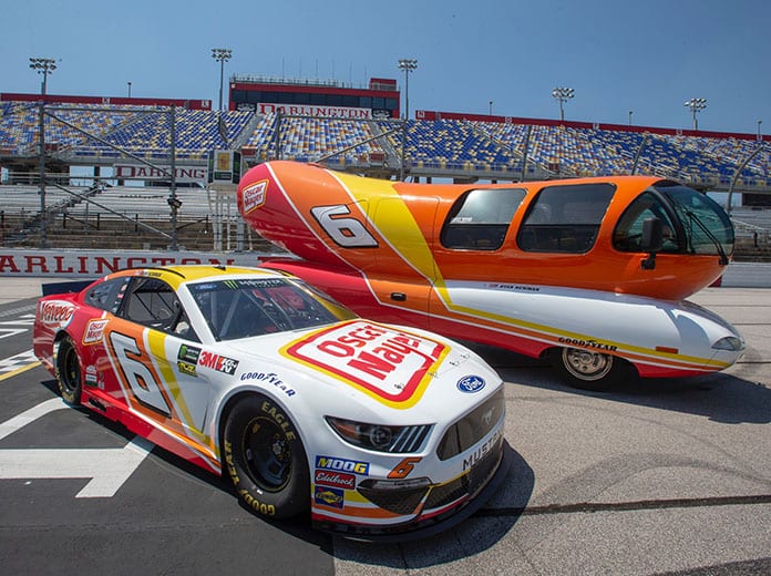 Ryan Newman's No. 6 will fly Oscar Mayer colors during the Southern 500.