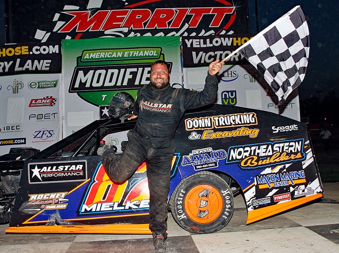 David Mielke won Friday's American Ethanol Modified Tour event at Merritt Speedway. (Jim Denhamer Photo)