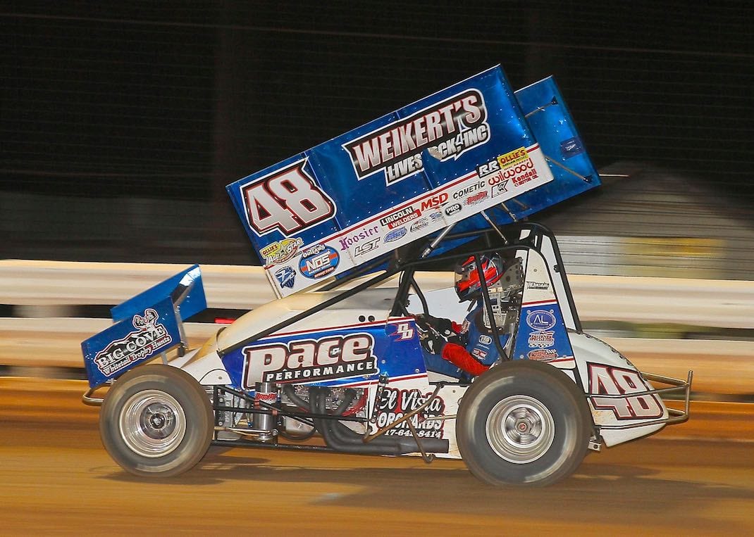 Danny Dietrich en route to victory Friday at Williams Grove Speedway. (Dan Demarco photo)