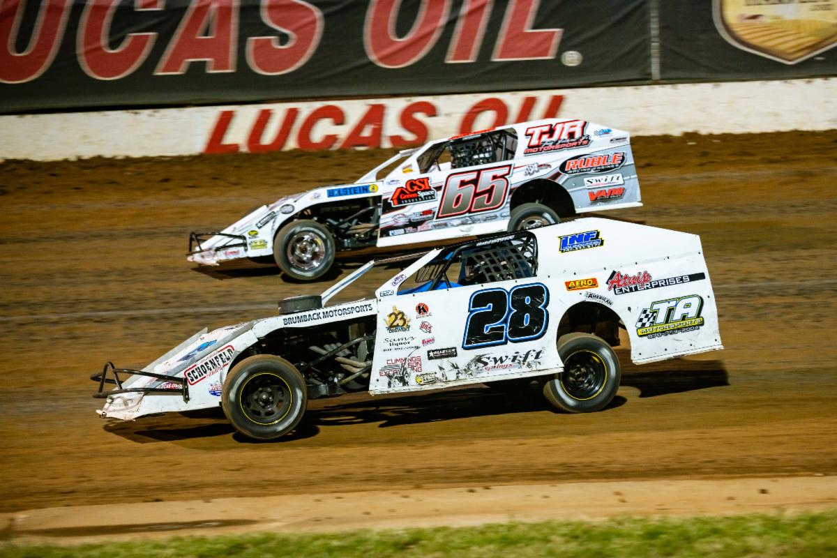 Kris Jackson (65) and Andy Bryant (28) were set to start on the front row of last year's Inaugural B-Mod Clash of Champions. They'll be two to keep an eye on at this weekend's B-Mod Clash of Champions II at Lucas Oil Speedway. (Kenny Shaw photo)