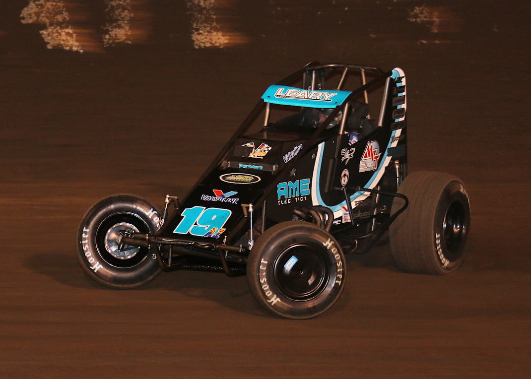 C.J. Leary en route to winning the Oval Nationals at Perris Auto Speedway. (Doug Allen photo)