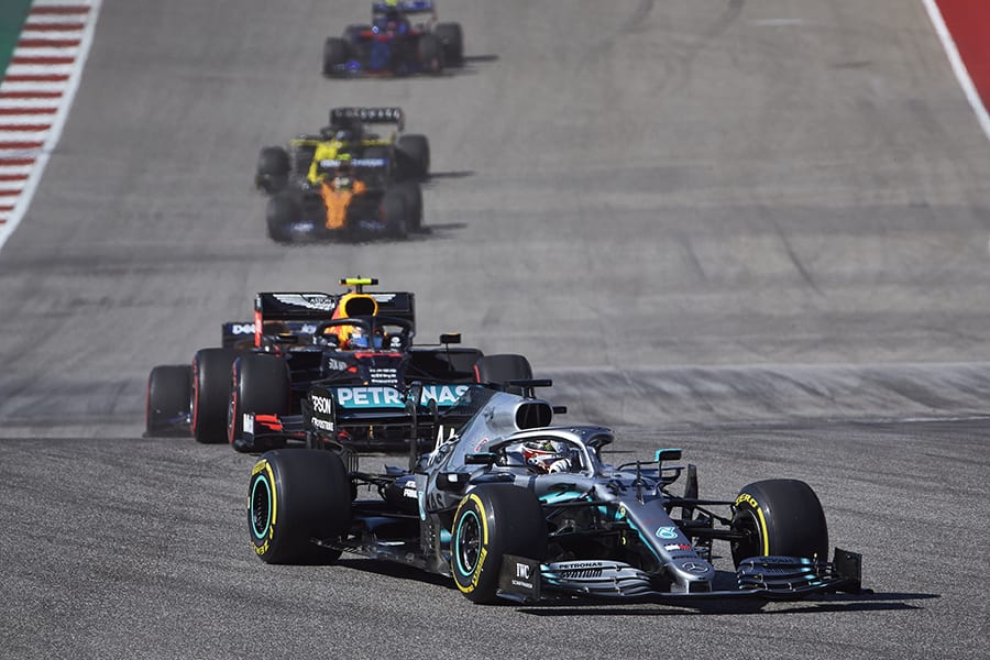 Lewis Hamilton (44) leads a pack of cars during Sunday's United States Grand Prix. (Steve Etherington Photo)