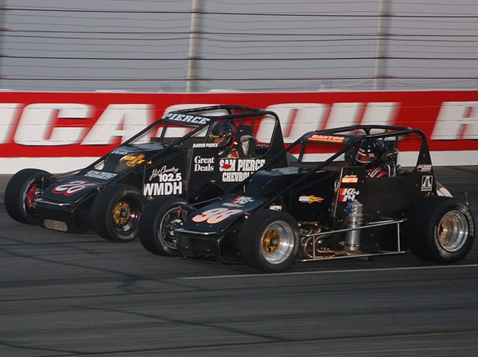 Lucas Oil Raceway will play host to a non-winged sprint car race on July 3.