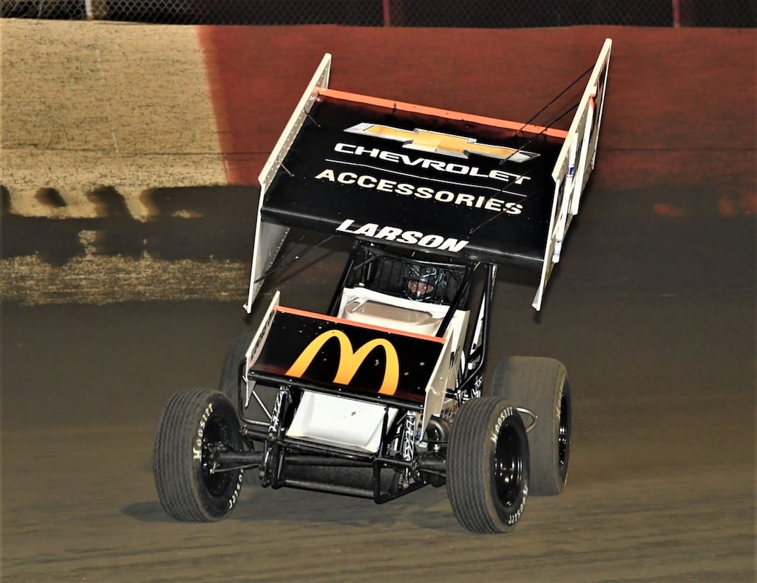Kyle Larson en route to victory at East Bay Raceway Park. (Al Steinberg photo)