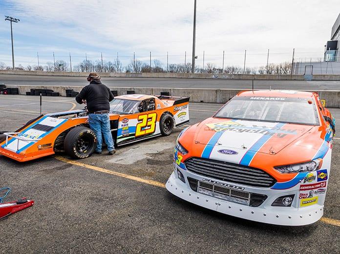 The No. 3 Ford of Willie Mullins sits beside the modified of Peyton Ferree during a recent test day at Dominion Raceway. (Dinah Mullins Photo)