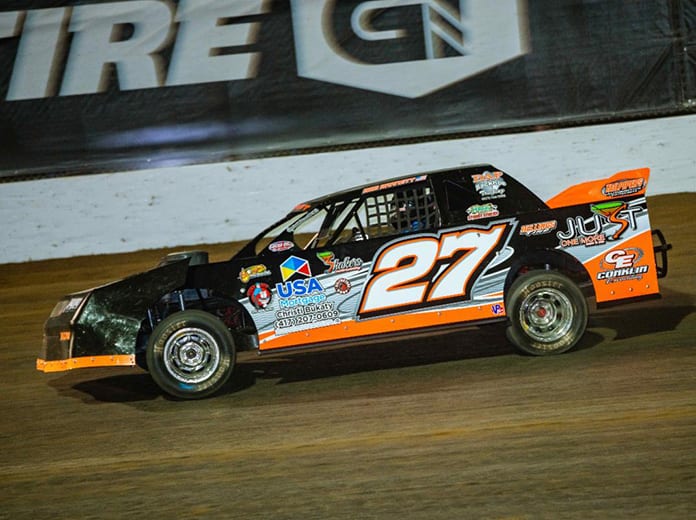 Bob Barnett is coming off a fourth-place points finish in the 2019 O'Reilly Auto Parts Street Stocks division at Lucas Oil Speedway. (Kenny Shaw photo)