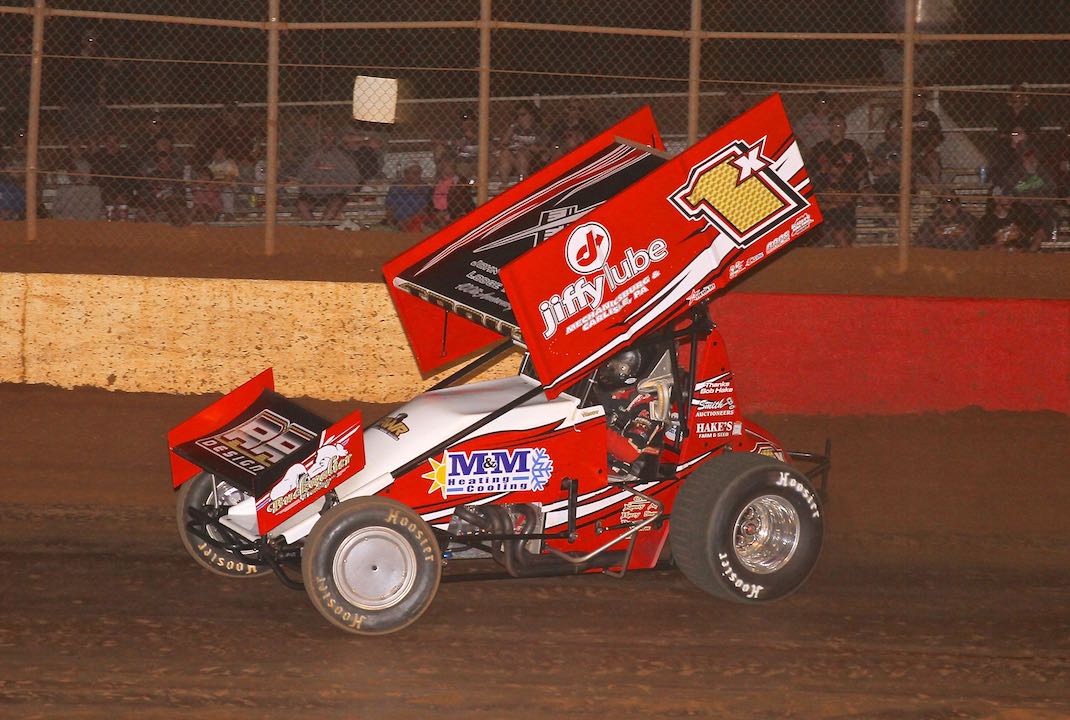 Chad Trout en route to victory at Lincoln Speedway. (Dan Demarco photo)