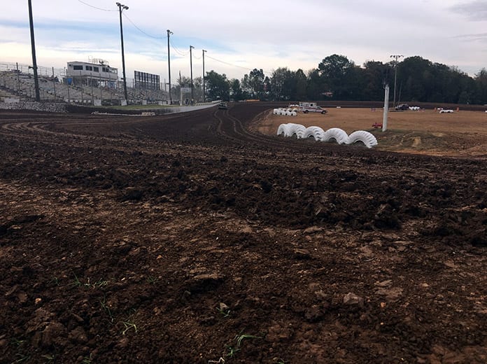 I-30 Speedway in Arkansas will host the COMP Cams Super Dirt Series on Saturday.