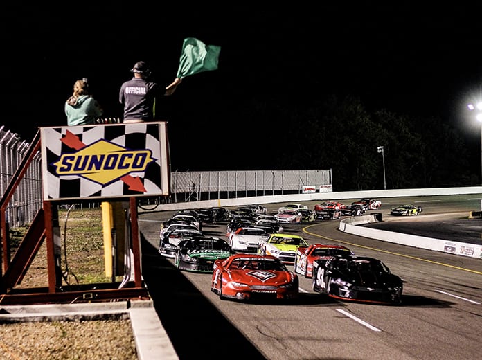 Pit Row TV, an affiliate of SPEED SPORT TV, will broadcast the third running of the Motor Mountain Masters from the Jennerstown Speedway Complex. (Blake Harris/Pit Row TV Photo)