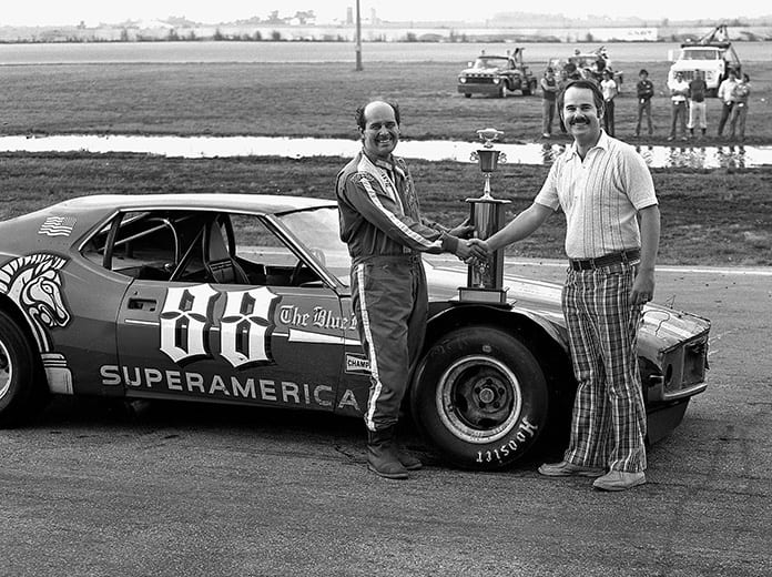 Tom Reffner poses with Art Frigo after Reffner captured the first Wayne Carter Classic late model stock car special at Illinois’ Grundy County Speedway in September of 1975. With the help of John McKarns, Frigo had established ARTGO Racing in a matter of weeks. (Stan Kalwasinski Photo)