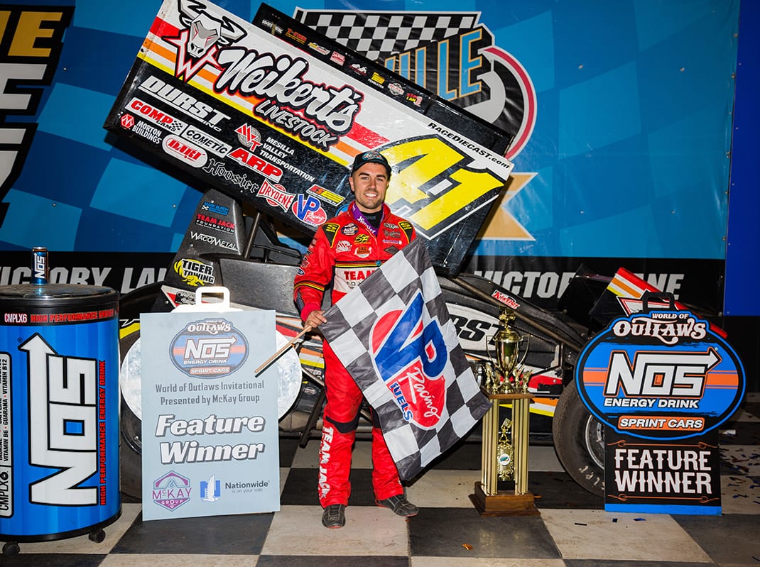 David Gravel in victory lane at Knoxville Raceway. (Trent Gower photo)