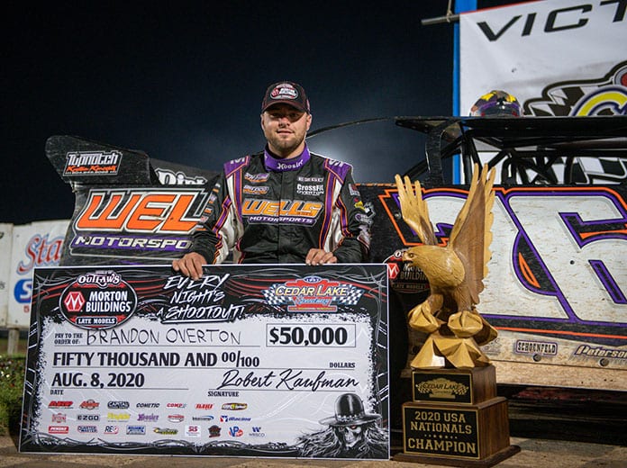 Brandon Overton banked $50,000 for his victory in Saturday's USA Nationals at Cedar Lake Speedway. (Jacy Norgaard Photo)