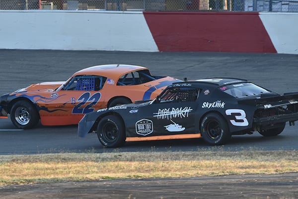 All American Speedway will host twin features this weekend. (Don Thompson Photo)