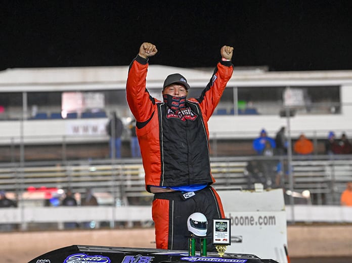 Cody Thompson won Monday's Northern sportmod qualifier during the IMCA Speedway Motors Super Nationals at Boone Speedway. (Tom Macht Photo)