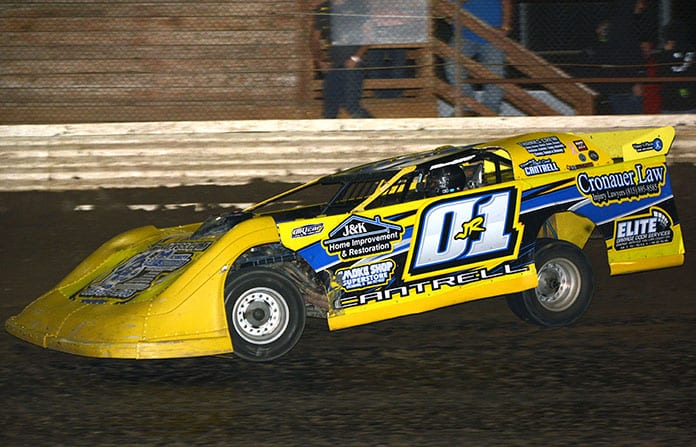 Greg Cantrell Jr. and his No. 01 on their way to victory Saturday night at Illinois' Sycamore Speedway. (Stan Kalwasinski Photo)