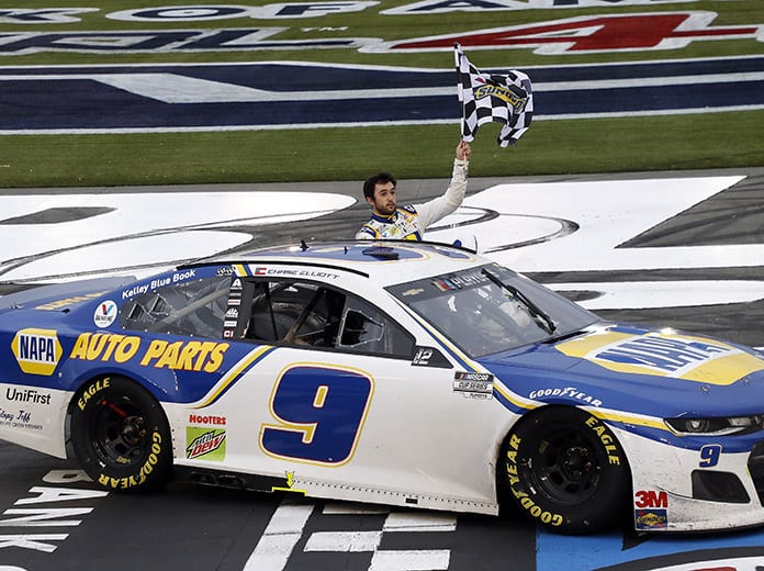 Chase Elliott won his fourth-straight NASCAR Cup Series road course event on Sunday on the Charlotte Motor Speedway ROVAL. (HHP/Andrew Coppley Photo)