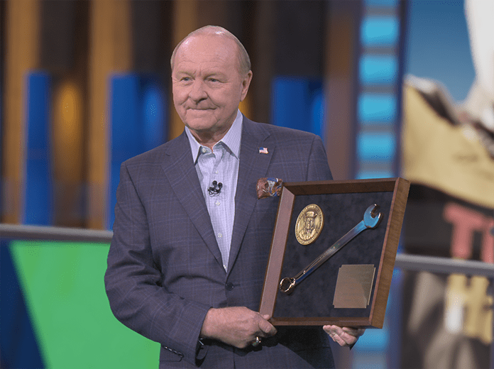 Larry McReynolds has been named the recipient of the Smokey Yunick Award. (FOX Sports Photo)