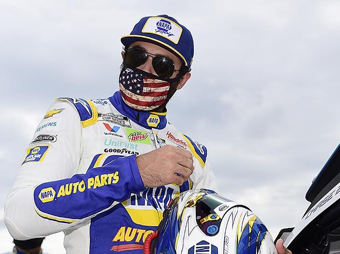 Chase Elliott will start Sunday's NASCAR Cup Series finale from the tail of the field after two inspection failures. (Jared C. Tilton/Getty Images Photo)