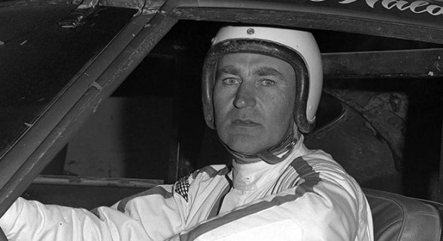 Don Waldvogel during his 1969 championship season at Chicagoland’s Santa Fe Speedway. (Vince Mayer Photo)
