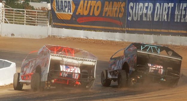 NAPA will continue its sponsorship of Super DIRT Week. (Collin Casserley Photo)