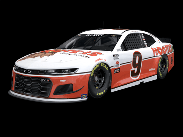 Chase Elliott will campaign a Hooters throwback scheme on May 9.