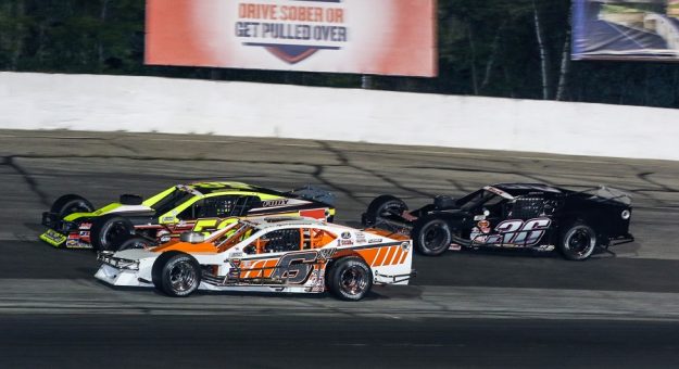 Visit NASCAR Modified Title To Be Settled At Martinsville page