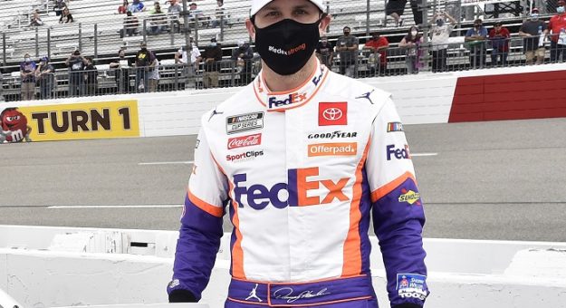 #11: Denny Hamlin, Joe Gibbs Racing, Toyota Camry FedEx Express