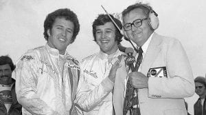 (From left) Pancho Carter, Dana Carter and late SPEED SPORT owner Chris Economaki. (NSSN Archives Photo)