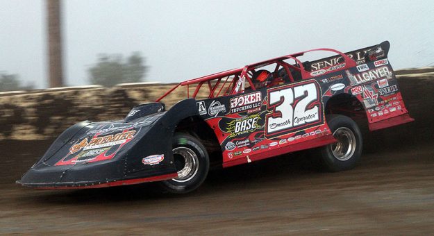 Bobby Pierce kept rolling with another DIRTcar Summer Nationals win, this time at Circle City Raceway. (Jim Denhamer Photo)