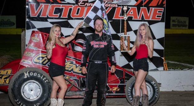Steven Shebester in victory lane Saturday at Big O Speedway. (Bobby Thomas Photo)