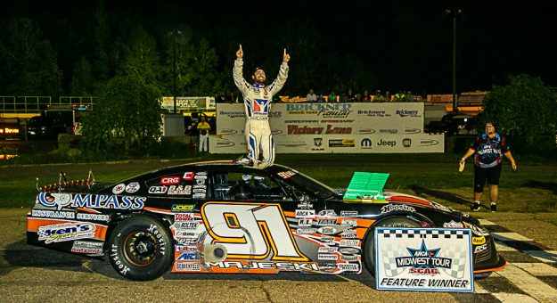 Ty Majeski in victory lane Saturday at State Park Speedway. (QCWilly Photo)