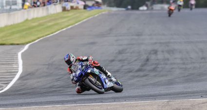 Gagne Closes In On Superbike Crown