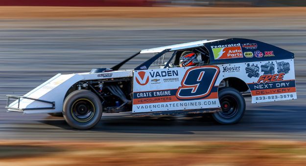 Ken Schrader will drive for Mike Vaughn Racing during the Possum Town Grand Prix.