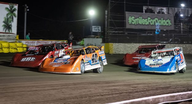 The Sunshine Nationals will host the World of Outlaws Late Models and DIRTcar Pro Late Models. (Jacy Norgaard Photo)