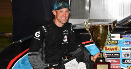 Kenseth To Chase 9th Slinger Nationals Victory