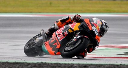 Oliveira Splashes To Victory In Indonesia