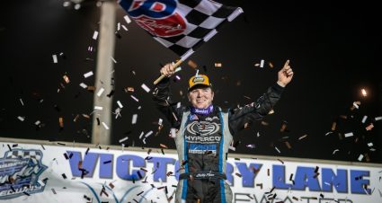 Pierce Leads Every Lap At Mississippi Thunder