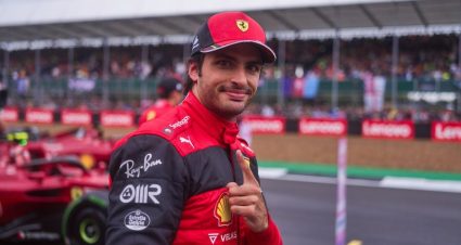 Sainz Claims First Formula 1 Pole