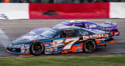 Stars And Cars Set For Battle At Grundy