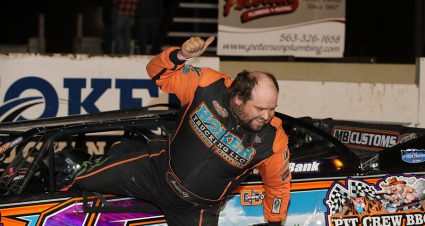 Kay Claims SLMR Victory At Yankee Dirt Track Classic