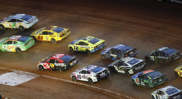17 APRIL 2022 During the FOOD CITY DIRT RACE at  BRISTOL MOTOR SPEEDWAY in BRISTOL, TN (HHP Tim Parks)