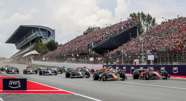 MONTMELO, SPAIN - JUNE 04: Max Verstappen of Red Bull Racing and The Netherlands leads at the start during the F1 Grand Prix of Spain at Circuit de Catalunya on June 04, 2023 in Montmelo, Spain. (Photo by Peter Fox/Getty Images) // Getty Images / Red Bull Content Pool // SI202306040436 // Usage for editorial use only // | Getty Images