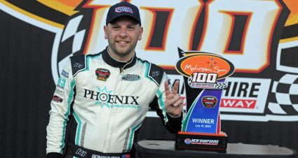 Bonsignore Edges Out Coby For Modified Glory At NHMS
