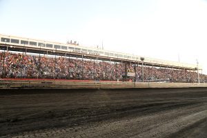 2023 08 12 Knoxville Woo Sold Out Grandstand Crowd Paul Arch Photo Dsc 5466 (4)a