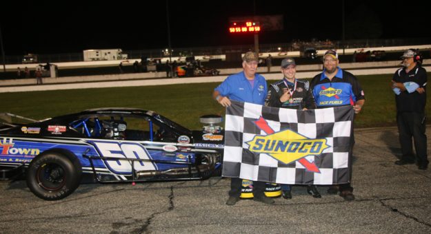 Visit Williams Wins Opening Night Of Sunoco World Series page